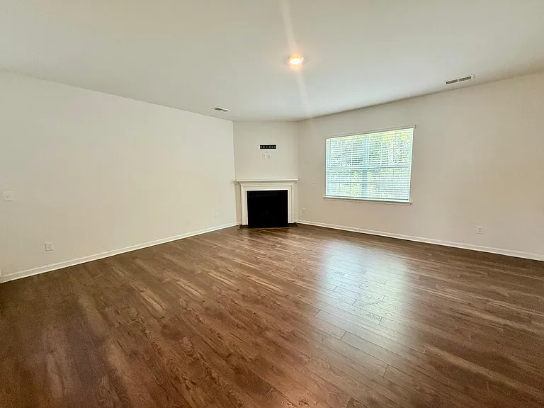 13023 Newburgh Green Dr — Photo 11