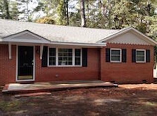 370 E Indiana Ave, Southern Pines, NC 28387