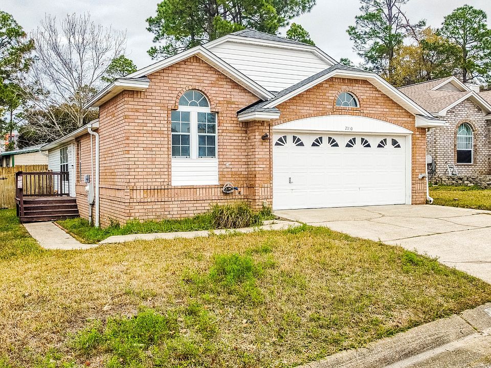 1st image of 2060 Cambridge Cir