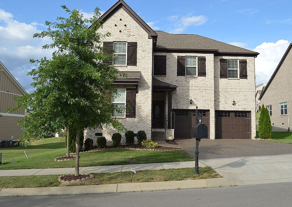 2nd image of 221 Fowler Cir
