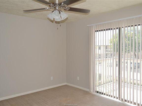 2nd image of 705 San Pedro Dr APT C