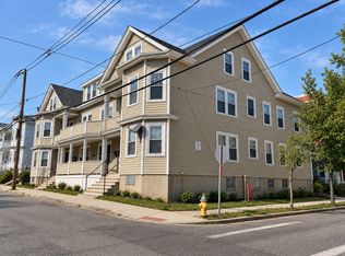 21 Palmer St, Salem, MA 01970