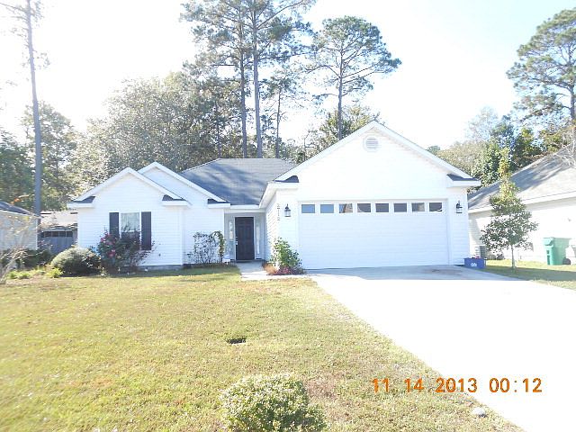 1st image of 2712 Pineview Dr