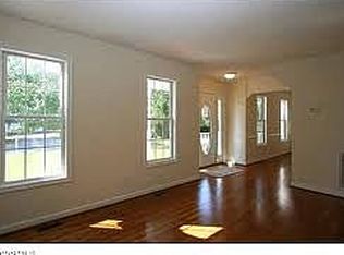 3106 Ramsey Dr, Chester, VA 23831