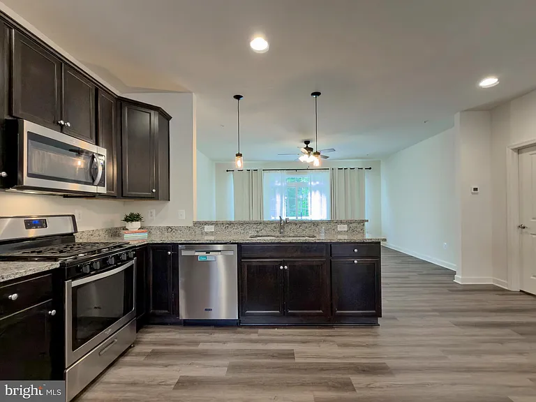 306 Buckeye Cir — Photo 21