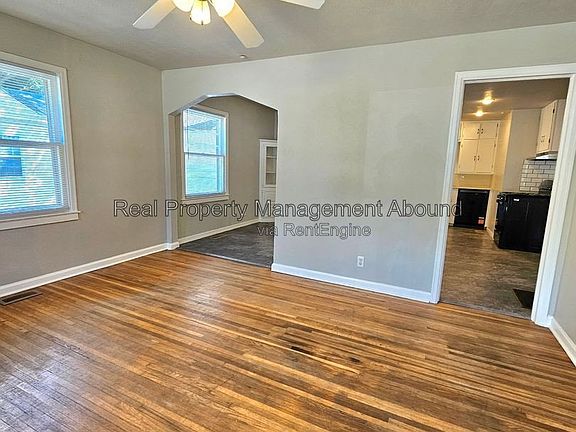 4th image of 4612 E 3rd St