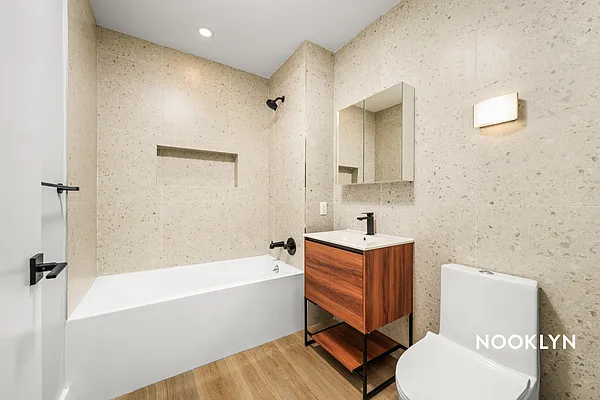 Rented by Nooklyn NYC LLC | media 152