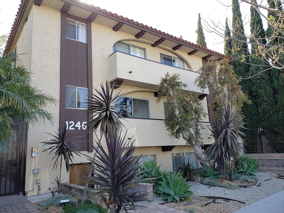 1st image of 1246 Euclid St #6
