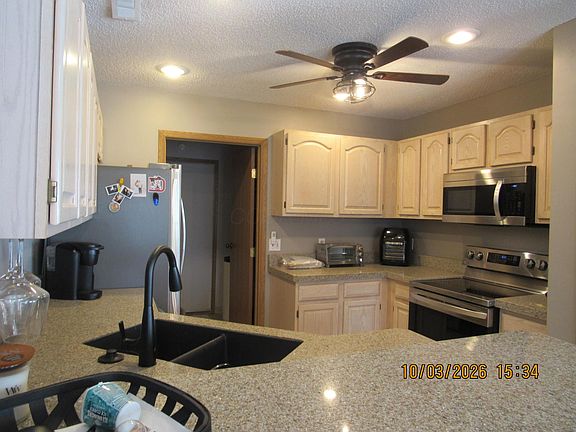 3rd image of 1205 Dunhurst St