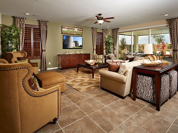 4th image of 1954 E Crescent Way