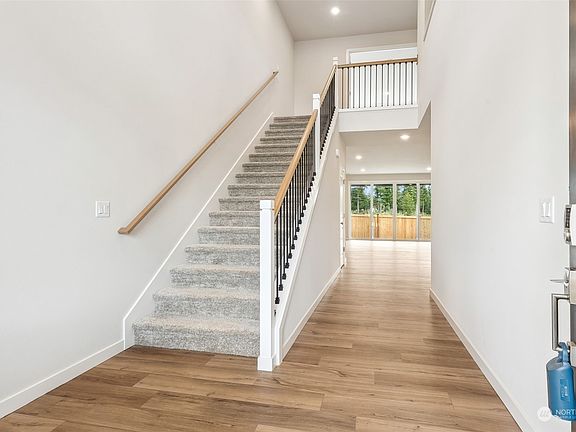 4th image of 20905 47th Avenue Ct E #2