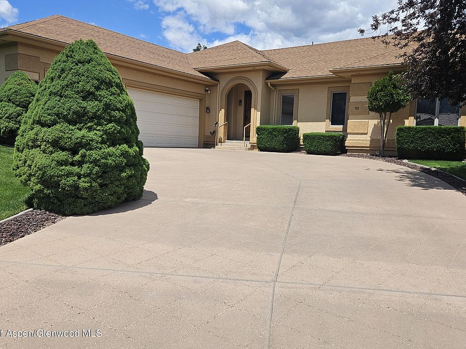 2nd image of 93 Ridge View Pl