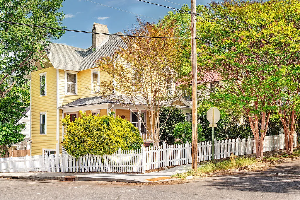Building Photo - 59 Starnes Ave