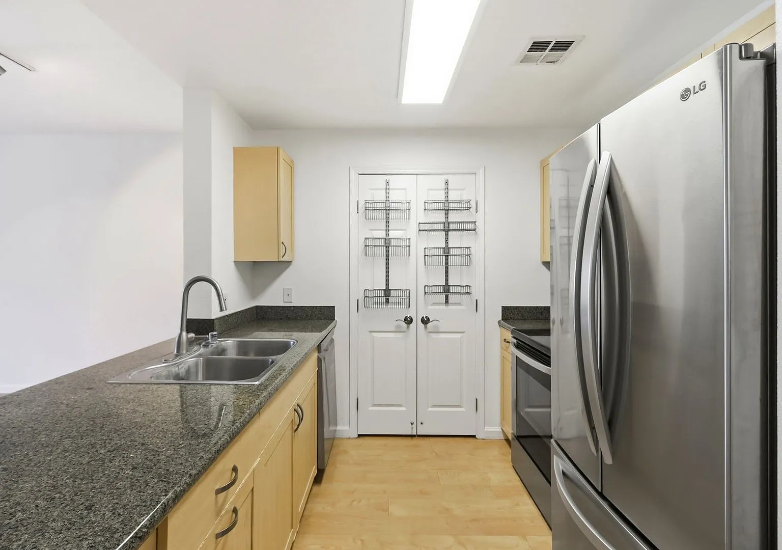 Modern 1BD Condo at The Sonora | Courtyard View | Resort-Style Amenities — Photo 3