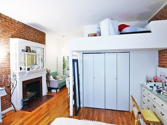 2nd image of 316 W 81st St #3A