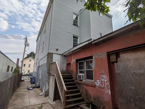3rd image of 47 Spring Street