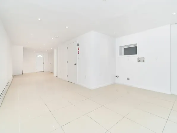 705 Schenck Avenue image 6 of 6