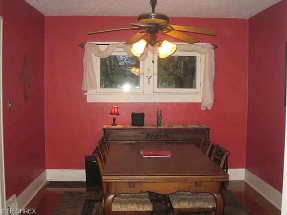 5th image of 531 Grove Ave