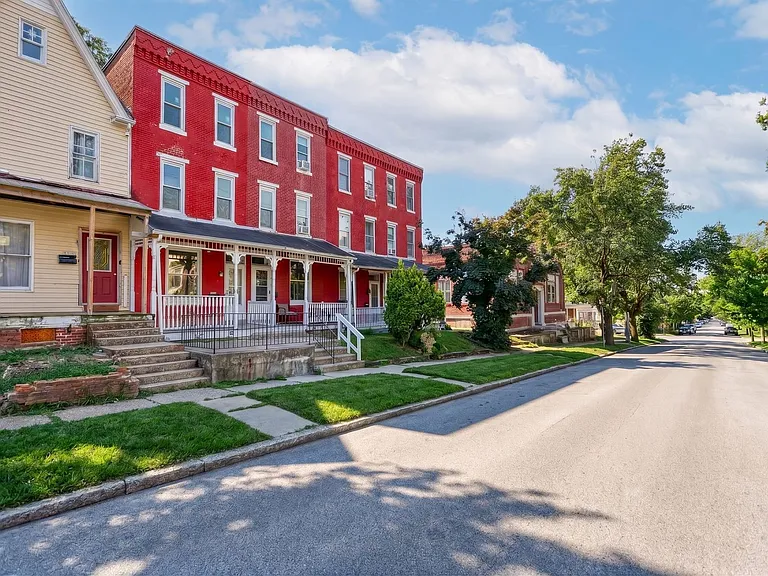 515 Seneca St — Photo 27