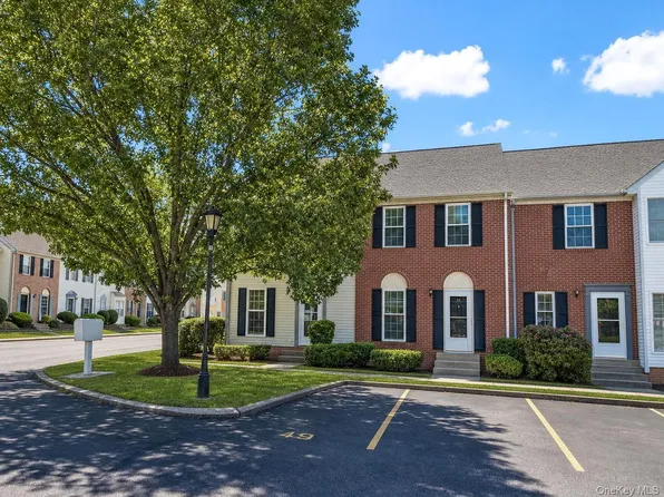 49 Matthews Lane, Washingtonville, NY 10992