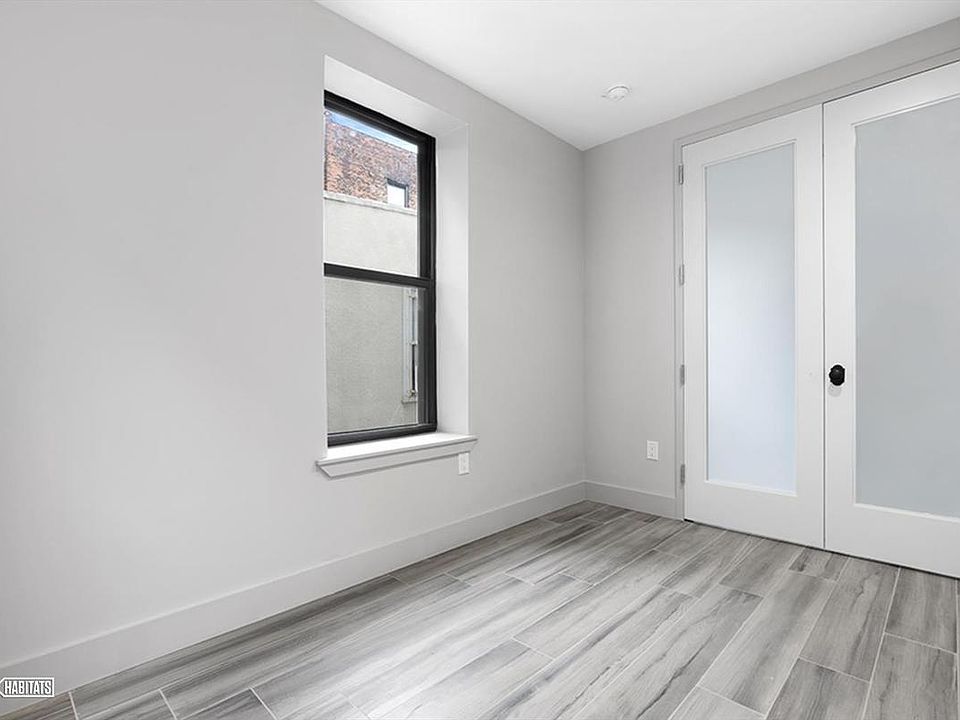 2nd image of 1711 E 15th St APT 2C