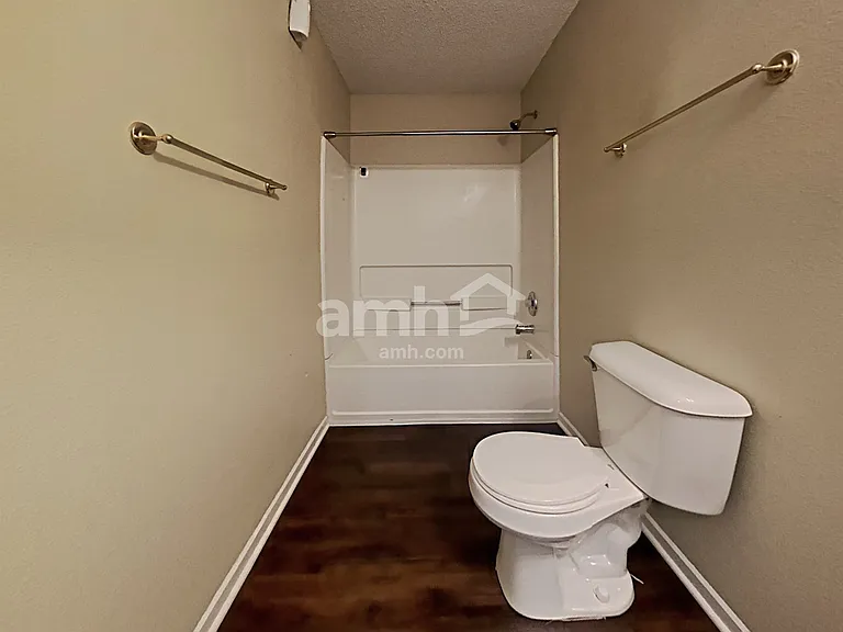 1268 Weston Dr — Photo 11