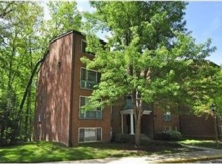 11839 Shire Ct APT 21B, Reston, VA 20191