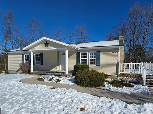 369 Clifford Dr, Ridgeley, WV 26753
