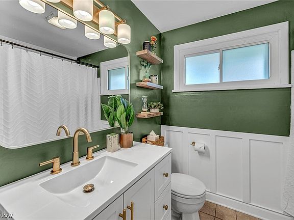 4th image of 1469 Lilly Ln