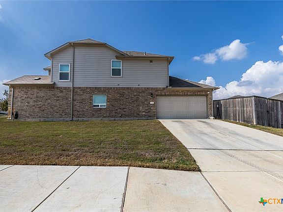 3rd image of 929 Indigo Way