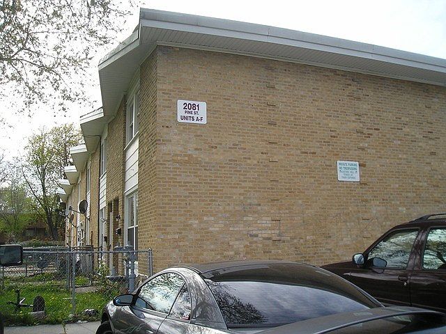 1st image of 2081 Pine St