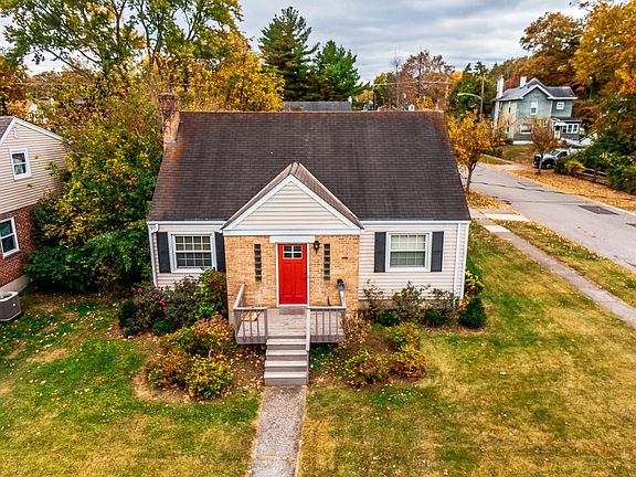 4th image of 6825 Whitehall Ave