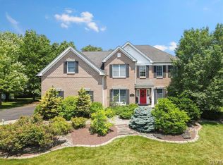 4421 Anthony Dr, Bethlehem, PA 18020