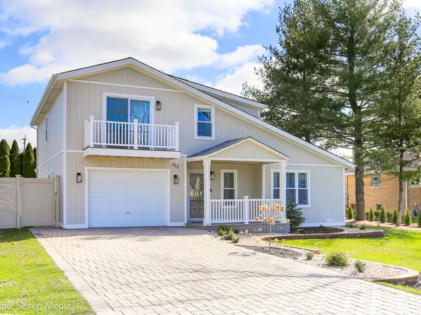 325 Village Rd, Willowbrook, IL 60527