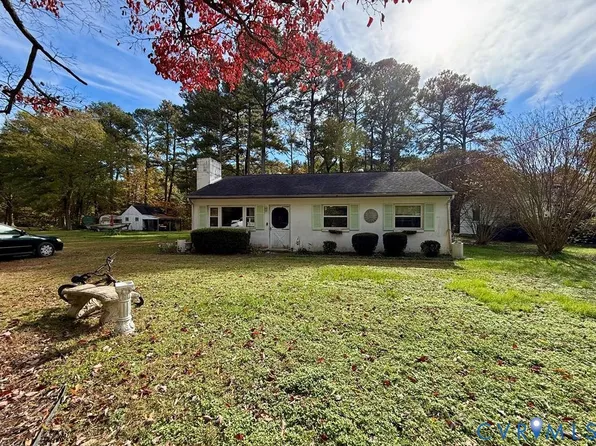 351 E Bay Dr, White Stone, VA 22578