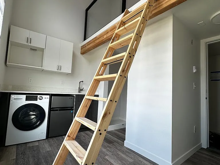 Bode Luna Park - 6 weeks Free & $99 Security Deposit OAC — Photo 36