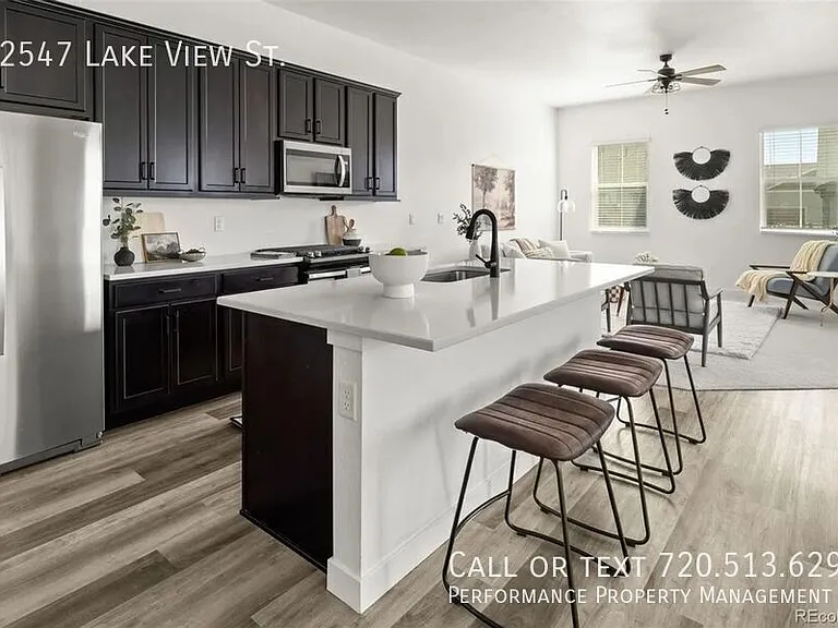 12547 Lake View St — Photo 3