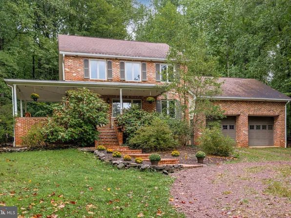 3378 Long Rd, Green Lane, PA 18054