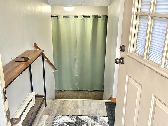 2nd image of 5 Somerset Dr