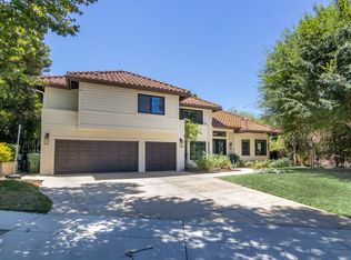 23010 Peacock Ct, Calabasas, CA 91302
