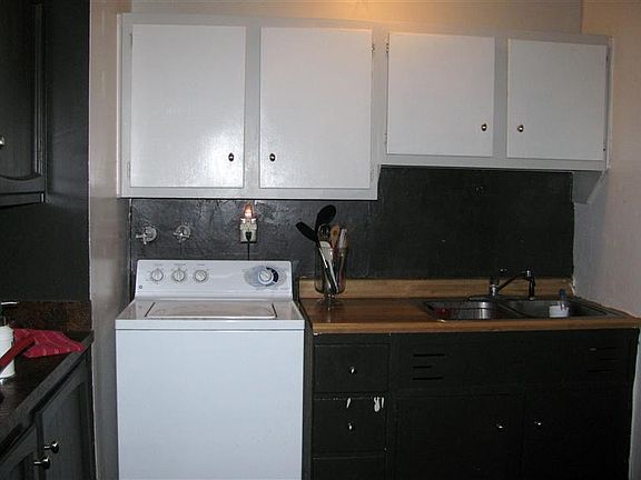 3rd image of 1209 Kim Ln