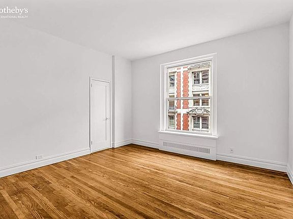 5th image of 101 W 80th St APT 6F