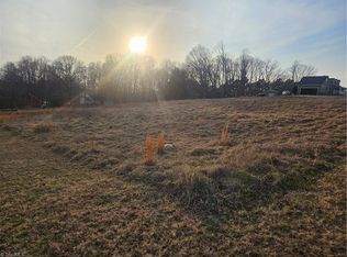 232 Chickasaw Dr, Reidsville, NC 27320