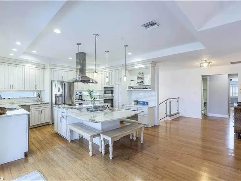 437 Trade Winds Ave — Photo 28