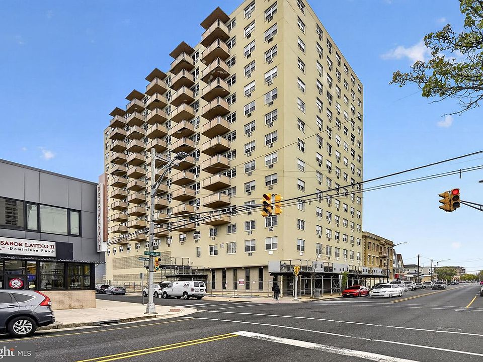 1st image of 3817 Ventnor Ave APT 304