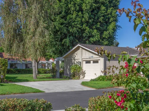 3217 Via Carrizo Unit A, Laguna Woods, CA 92637
