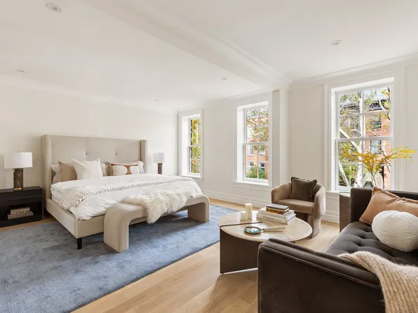 232 Bergen Street image 9 of 21