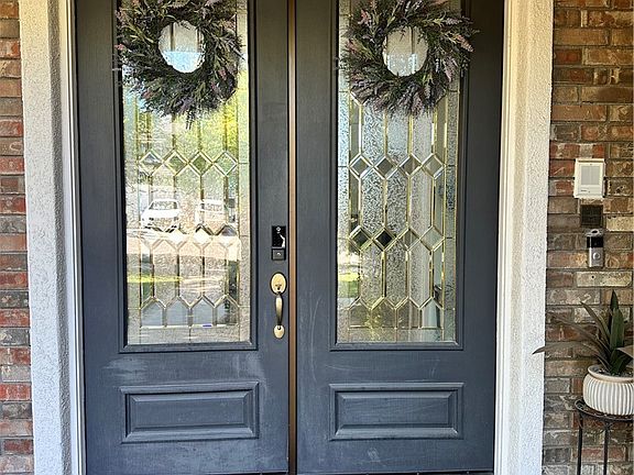 2nd image of 31954 Flowerhill Dr