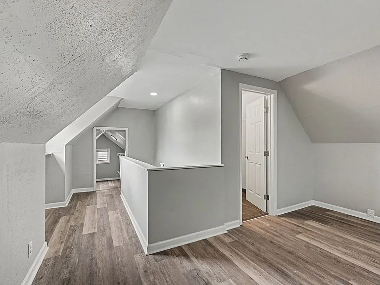 1780 Academy Pl — Photo 22