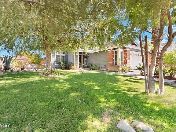 3rd image of 36716 Copper Ln